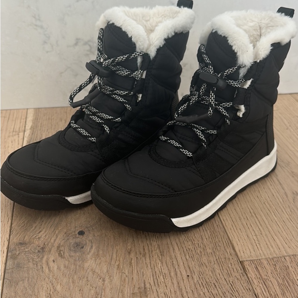 Sorel Youth Whitney II Short Lace Boot